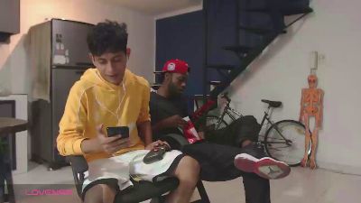 BenthBlack1 live from United States