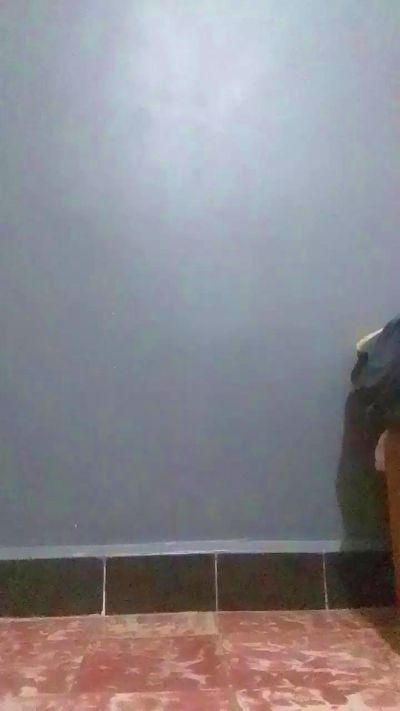 Hardfoyler live from United Kingdom