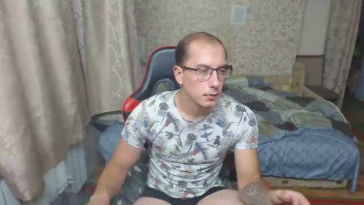 Jess_Nest live from Latvia