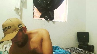 Leonmai live from Colombia