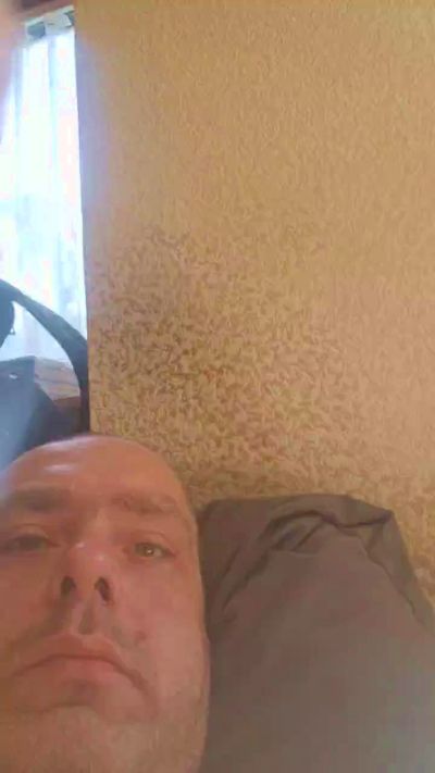 Locked_slave44 live from Germany