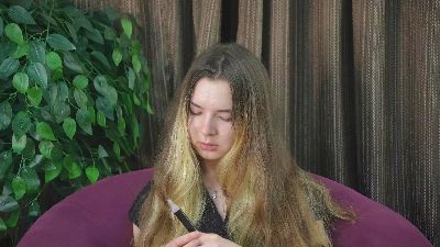 MaryleeElmblad live from France