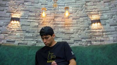 Mike_Whitee live from United States