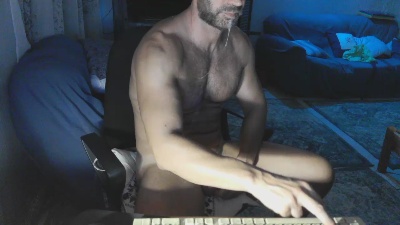 Olmo_hot live from Italy