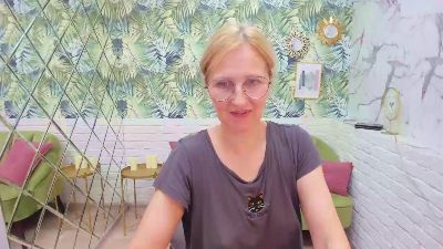 ParisCherry live from Estonia