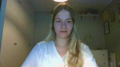Rosie_June live from Germany