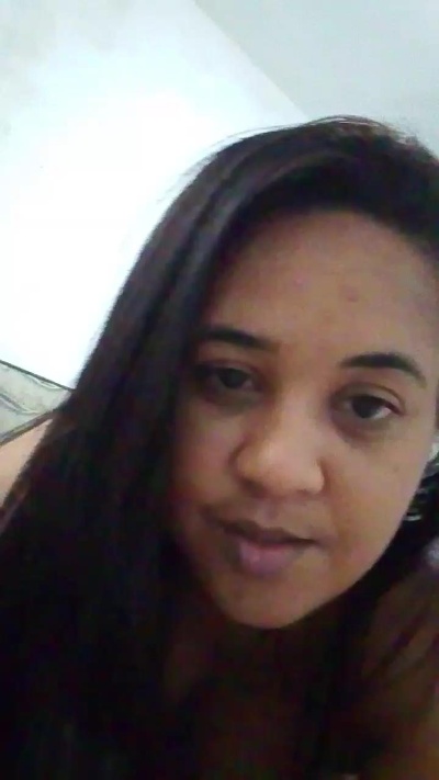 Thalitaof live from Brazil