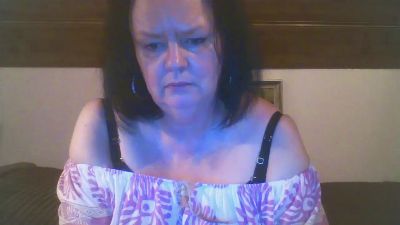 TiffanyMilf live from Germany