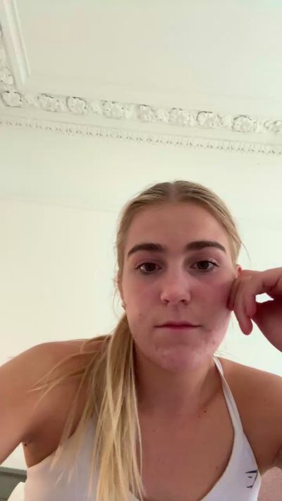 Tightteen69 live from United Kingdom