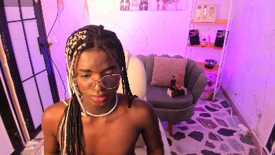 aydanColeman_ live from Colombia
