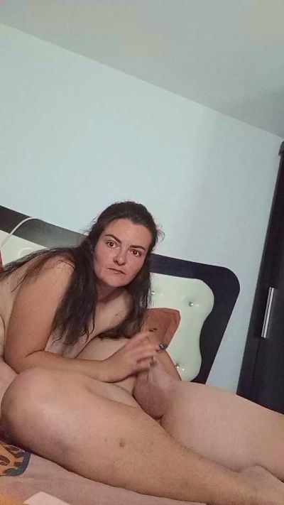 deea_andreeaxx5 live from Romania