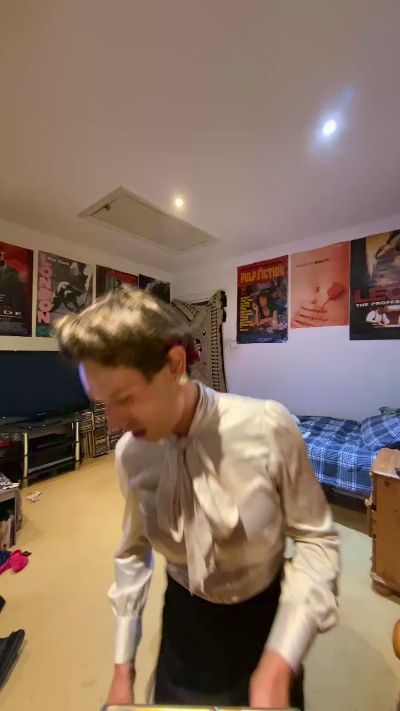 fagboysissy live from United Kingdom
