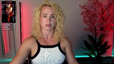 jenisexylady live from Spain