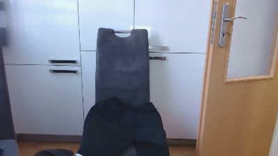 johnnym3 live from Czechia