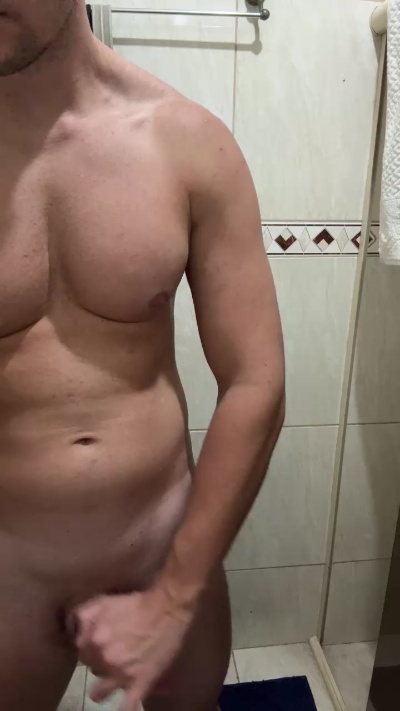 jovemdeferro77 live from Brazil