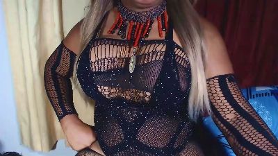 kamilabigcock live from Colombia