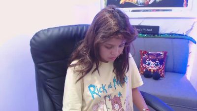 minnie__cake live from Colombia