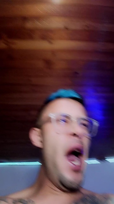 sebastian_horny live from Colombia