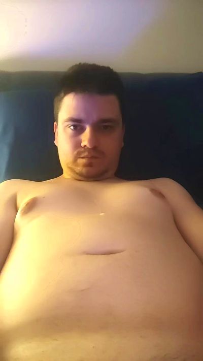 sexyguywhore18 live from Ukraine